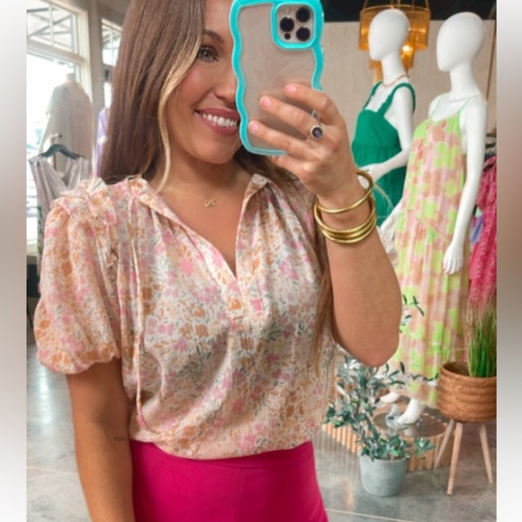 Olivaceous Steal My Heart Top - Picture 1 of 10